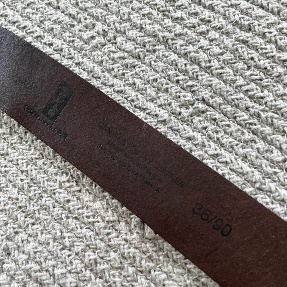 Vintage Levi’s Brown Leather Belt with Brass Buckle Size 36 Waist